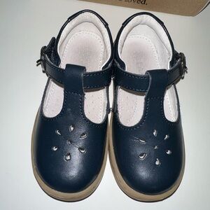 L’Amour toddler T strap Mary Janes size 8 navy blue